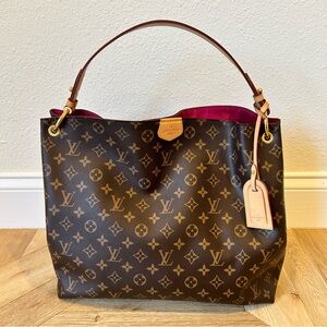 Excellent condition!  Louis Vuitton Graceful MM in monogram